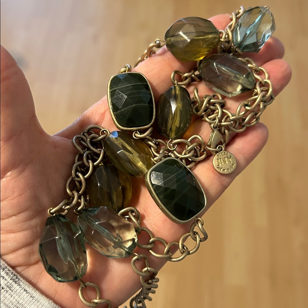 Jones New York fall colors Chain Necklace with Smokey Green & black beads